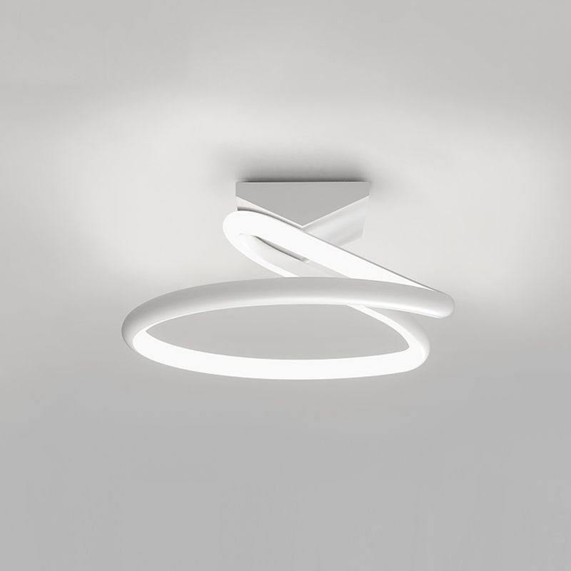 Metal Circle Ceiling Mounted Light Simplicity LED Flush Mount Ceiling Light