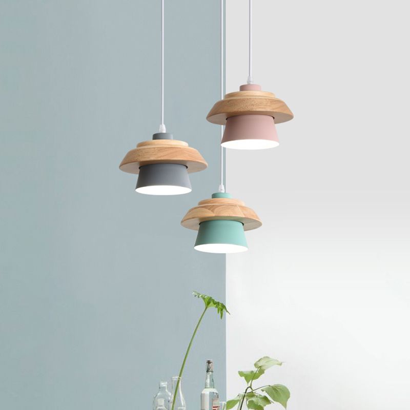 Éclairage de suspension de forme unique