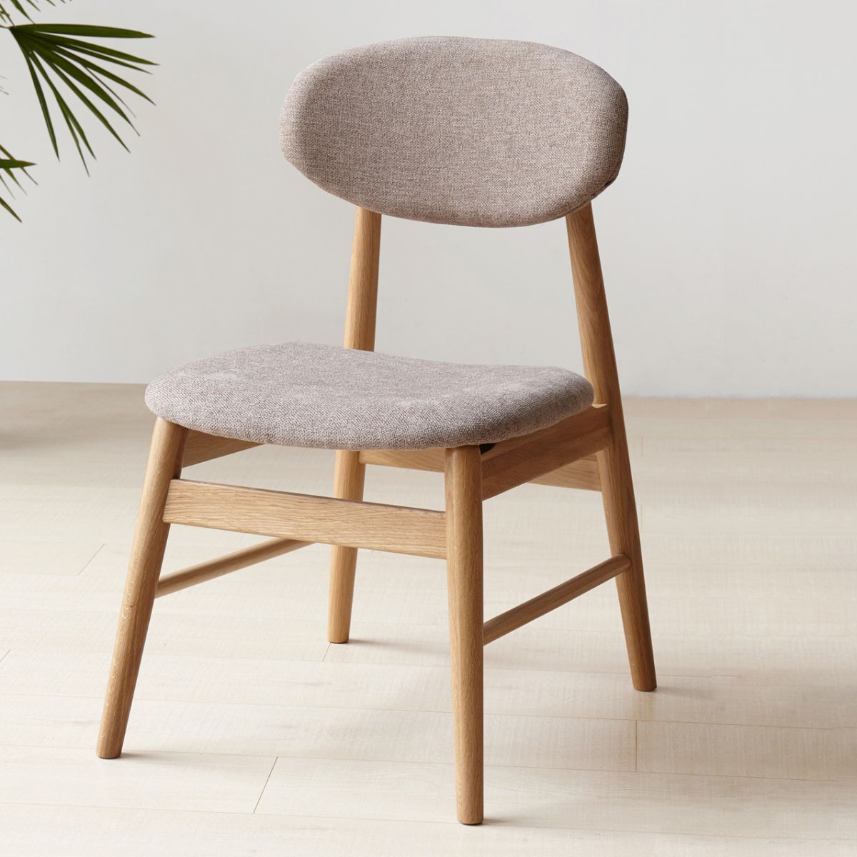 Nordic Wooden Dining Chair with 4 Legs 32"H Open Back Dining Side Chair for Restaurant
