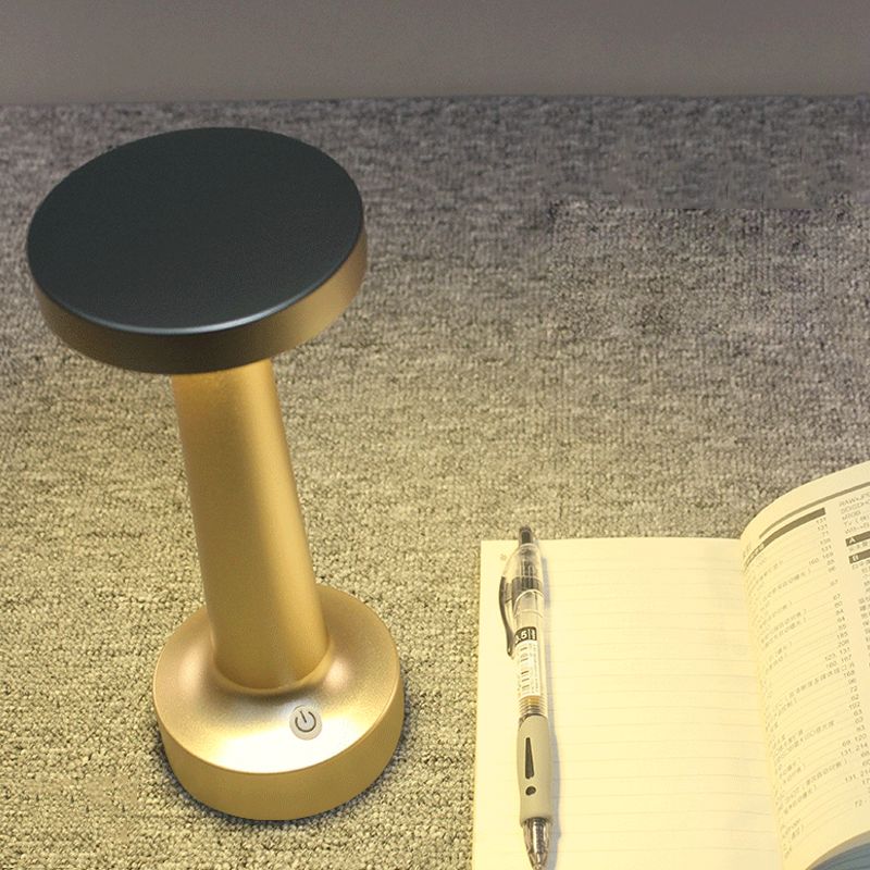 Círculo de comedor de comedor Luz de modernismo Modernismo Metálico Lámpara de escritorio LED impermeable en negro/plata/oro