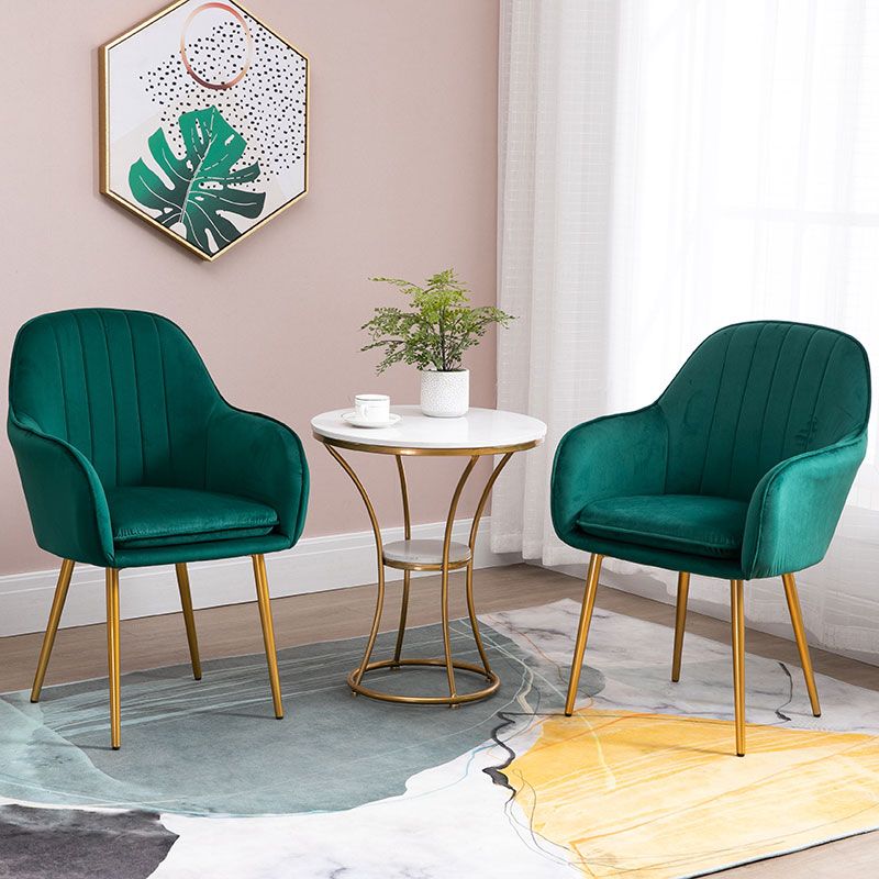 Chaise de salle à manger Glam, chaise à dossier solide de 23 po de large avec 4 pieds en métal pour un usage domestique