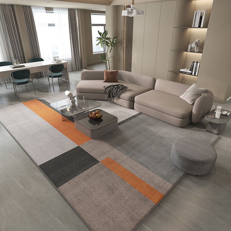 Luxury Graphic Pattern Rug Polyester Carpet Pet Friendly Area Rug for Home Decoration