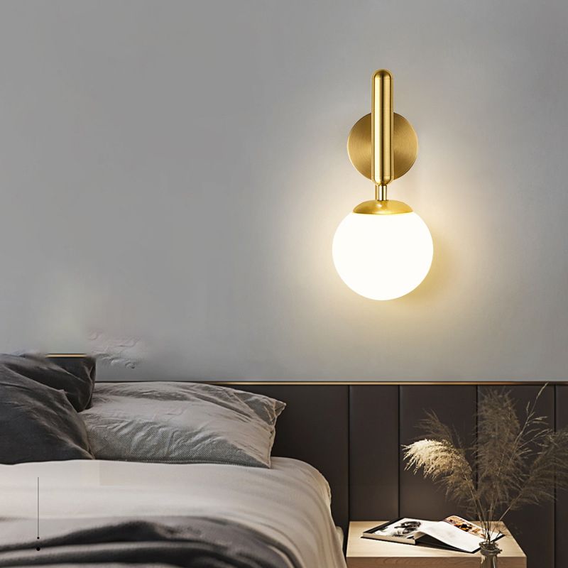 Industrial Bath Vanity Lighting Globe Shaded Golden / Black Vanity Lamp for Bathroom