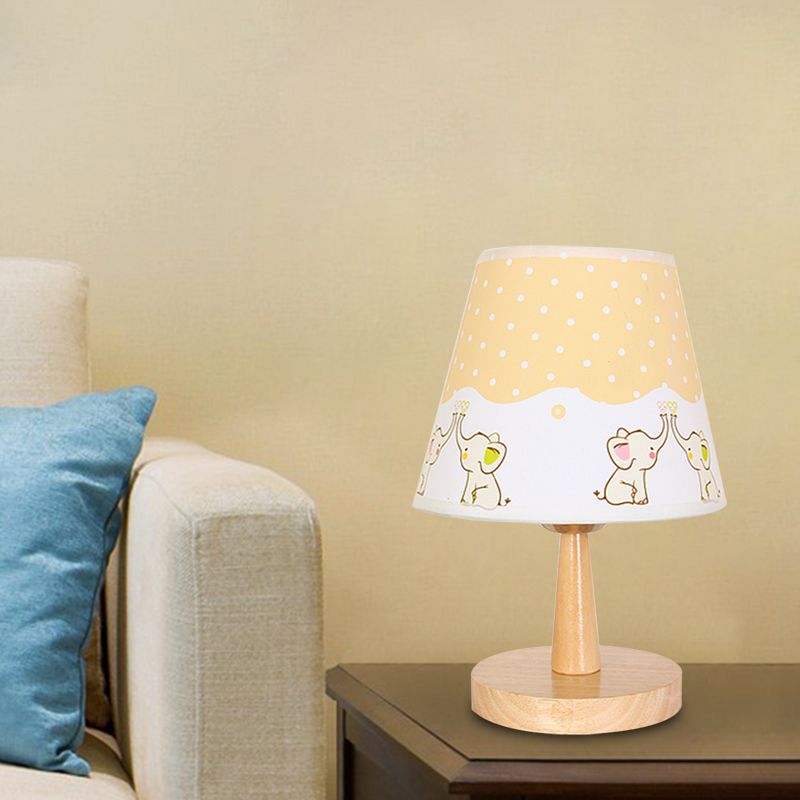 Tessuto da tavolo conico Lampada Cartone animato 1 Testa in legno Luce con aeroplano/Elefante/Orso per la camera da letto