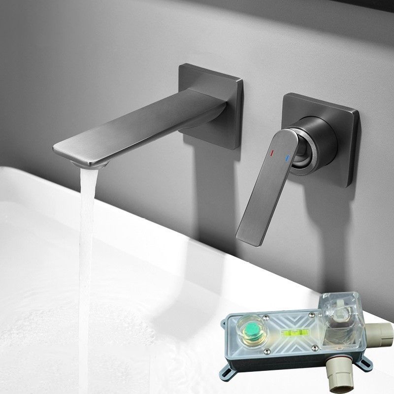 Traditional Wall Mounted Metal Tub Filler Low Arc Tub Faucet Trim