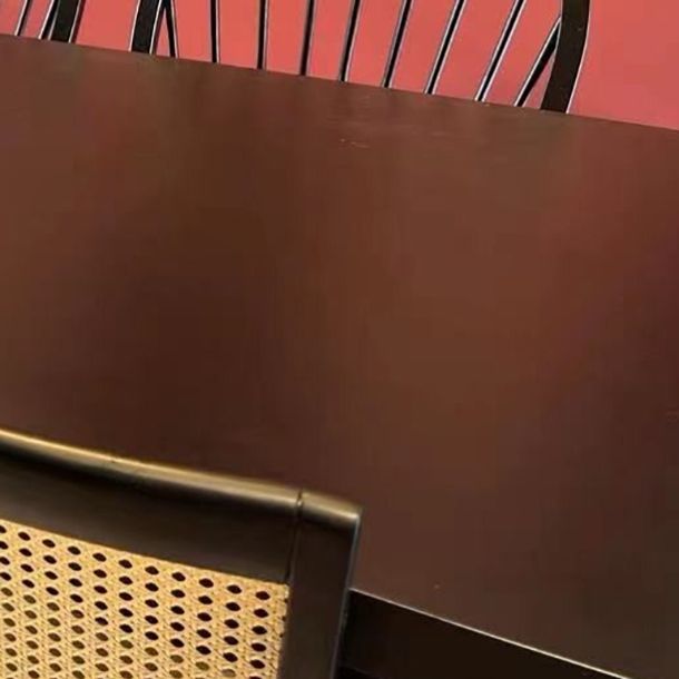 Mesa de comedor informal rectángulo Mesa fija de madera maciza para restaurante