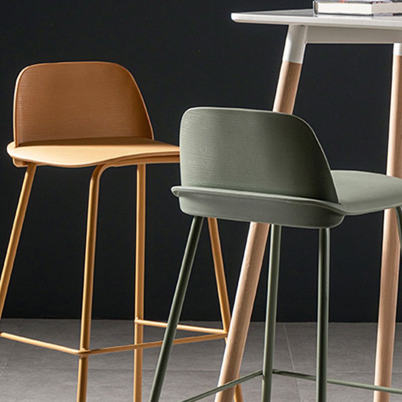 Scandinavian Plastic Bar Stools Low Back Armless Barstool with 4 Iron Legs
