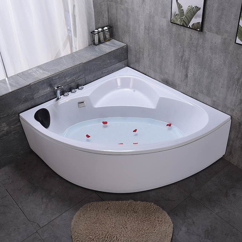 Flat Bottom Soaking Bathtub Antique Finish Corner Modern Bath Tub