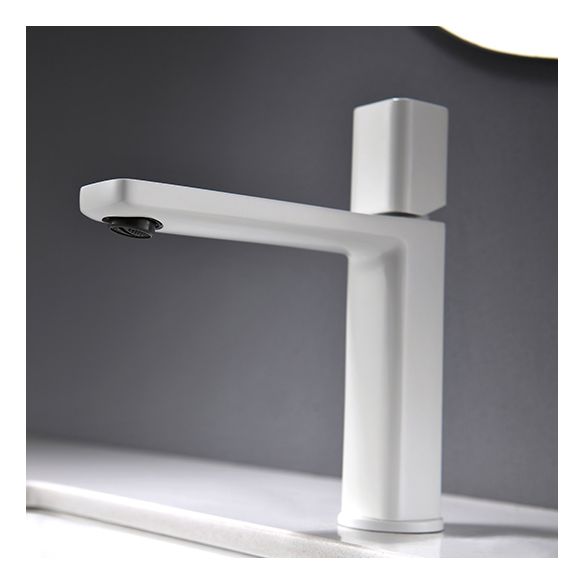 Modern Knob Handle Sink Faucet White Brass Bathroom Sink Faucet