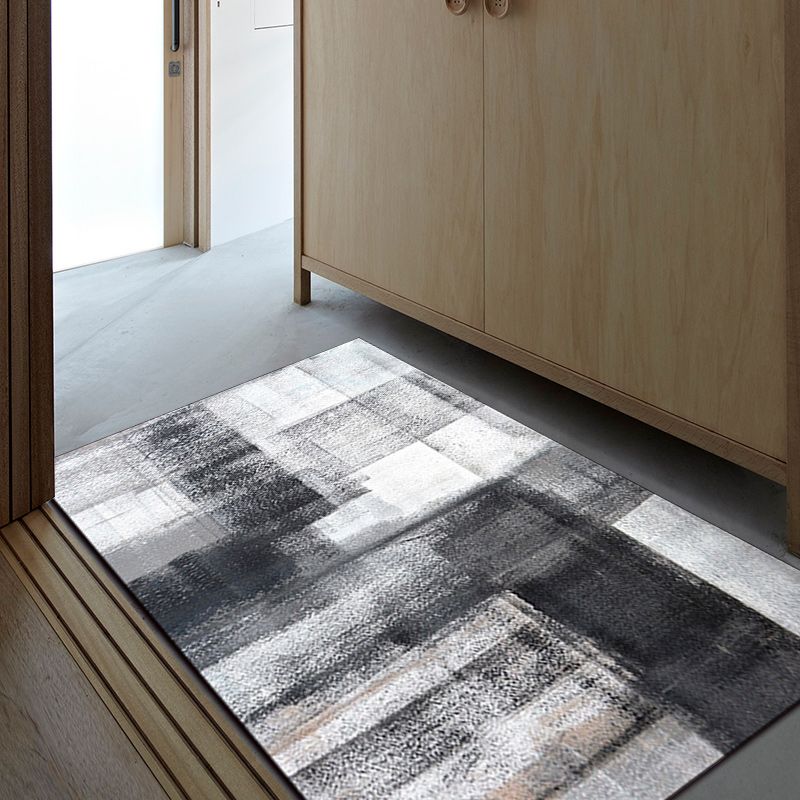 Simple Brushstroke Print Rug Black and Grey Modern Rug Polyester Washable Anti-Slip Backing Carpet for Living Room