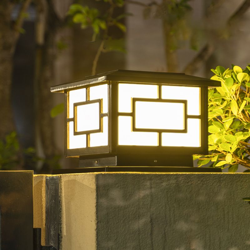 Contemporary LED Pillar Light Simple LED Solar Lighting Fixture for Garden