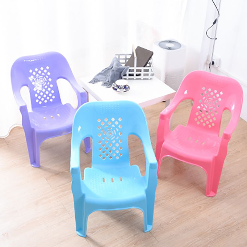 Minimalist Style Stacking Dining Arm Chairs Plastic Slat Back Dining Side Chair for Home Use