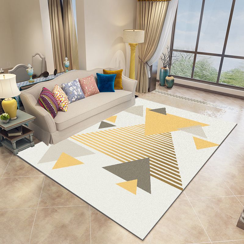 Colorful Triangle Pattern Rug Trendy Polyester Area Rug Friendly Washable Carpet for Living Room