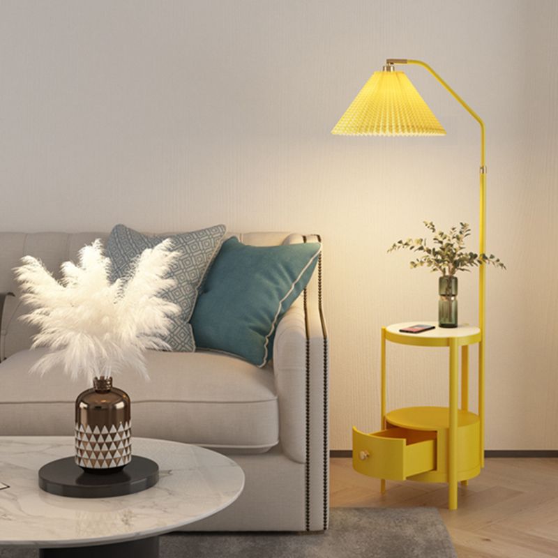 Lámpara de pie colorida nórdica, lámpara de pie con sombra de arpillera y mesa para sala de estar