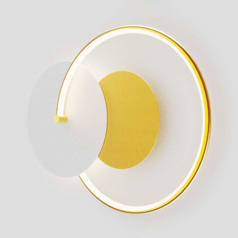 Metal Geometric Shape Wall Light Modern Style 2-Lights Wall Mounted Light Fixture in Gold