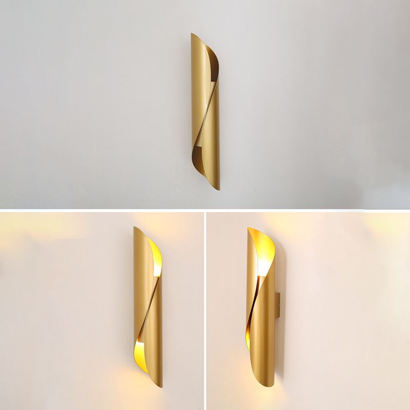 Lámpara de pared de retroiluminación de estilo de pared de metal de estilo posmoderno para el corredor de la noche