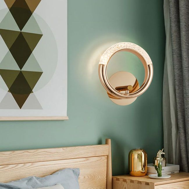 Lámparas de pared acrílica de círculo dorado lámpara de montaje de pared moderna de 1 luces para sala de estar