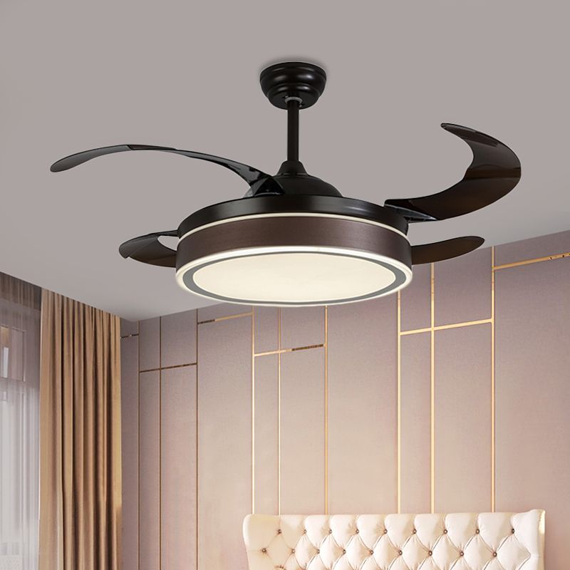 42 "W LED -ventilatorverlichting Eenvoudige cirkelvormige acryl semi -spoelbevestiging plafondlicht in koffie met 4 bruine messen, afgelegen/muurregeling/afstandsbediening en muurregeling