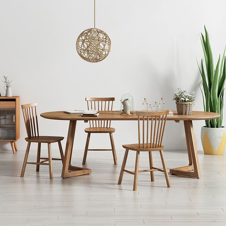 Mesa de comedor moderna de forma oval