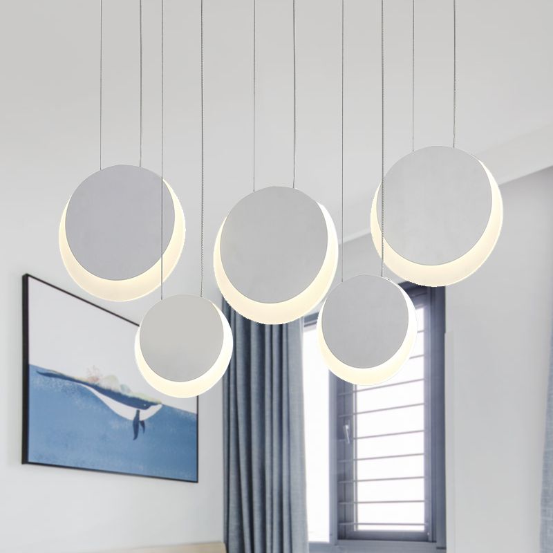Colgante múltiple en forma de luna metal nórdico 3/4/5 luces blanca clúster luz de colgante en luz cálida/blanca