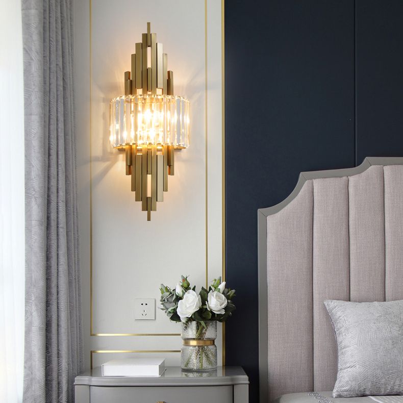 Pronzo della parete geometrica oro in lampada a parete in metallo in stile lussuoso moderno con tonalità di cristallo