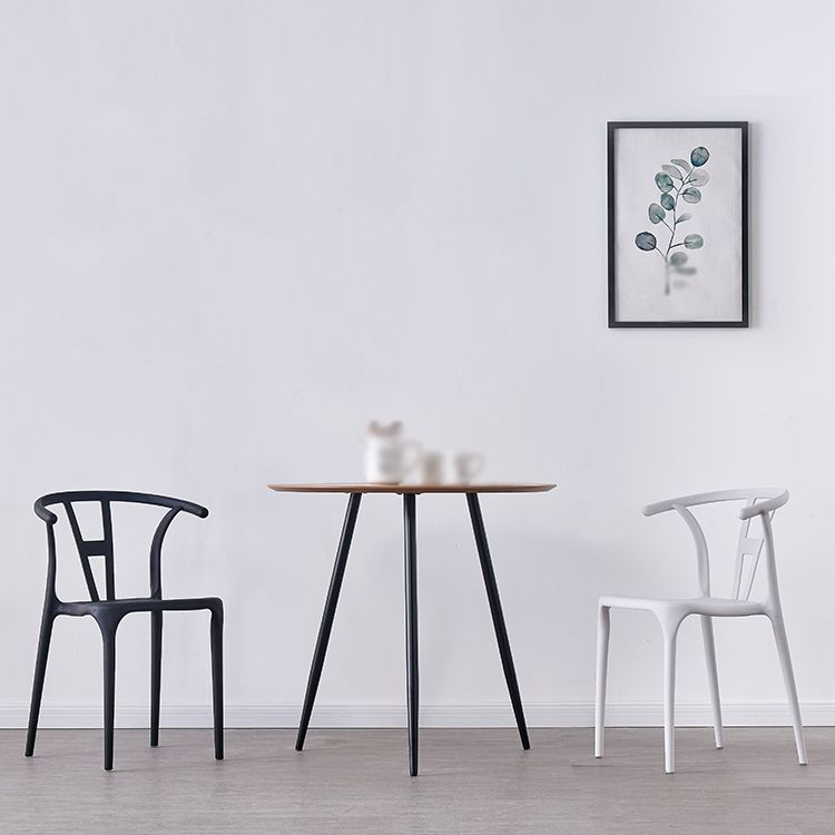 Chaises de salle à manger scandinaves en plastique sans accoudoirs, chaise d'appoint empilable (Ensemble de 4)