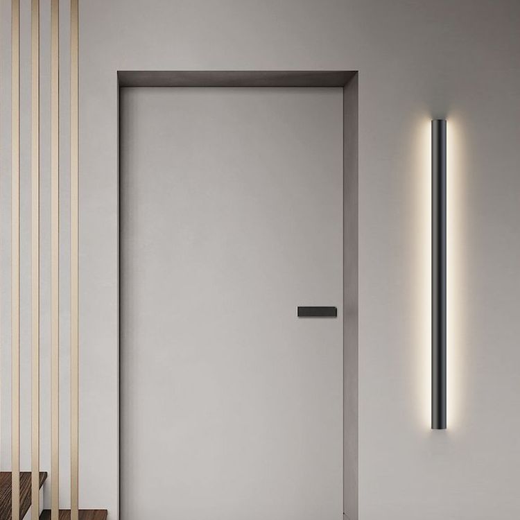 Linear Shape Metal Wall Lighting Idea Modern Style 1 Light Wall Mount Lighting in Black
