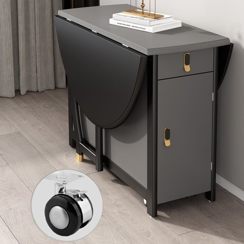 Mesa de comedor moderna de mediados de siglo