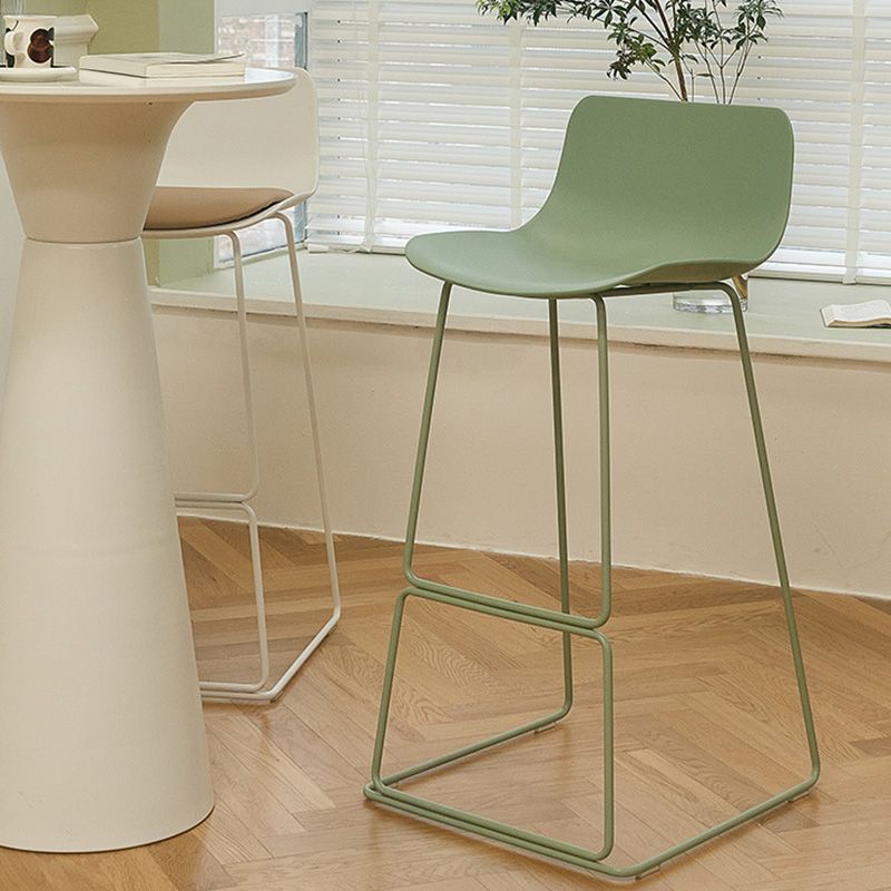 Scandinavian Low Back Bar Stool Plastic Stool with Metal Base