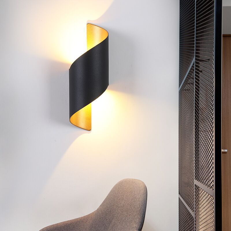 Contemporary Aluminum Wall Light Geometric Shape 2 Lights Wall Sconce for Bedroom