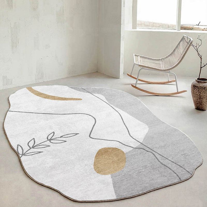 Contemporary Gray Tone Rug Polyester Carpet Stain Resistant Novelty Shape Carpet for Living Room