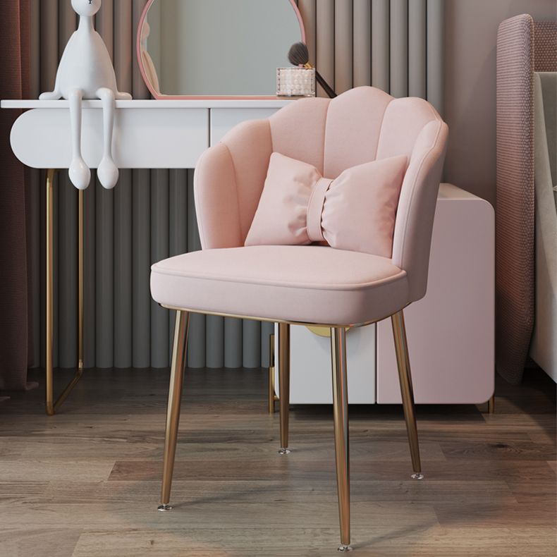 Silla lateral de comedor de estilo escandinavo de metal, silla con respaldo sólido sin brazos para el hogar