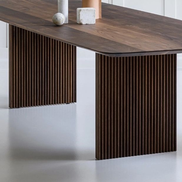 Esstisch mit Massivholzplatte, rechteckiger, moderner Tisch mit doppeltem Sockel