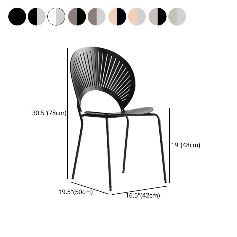 Chaise moderne en métal d'intérieur et d'extérieur, empilable, sans accoudoirs, à dossier ouvert, pour salle à manger
