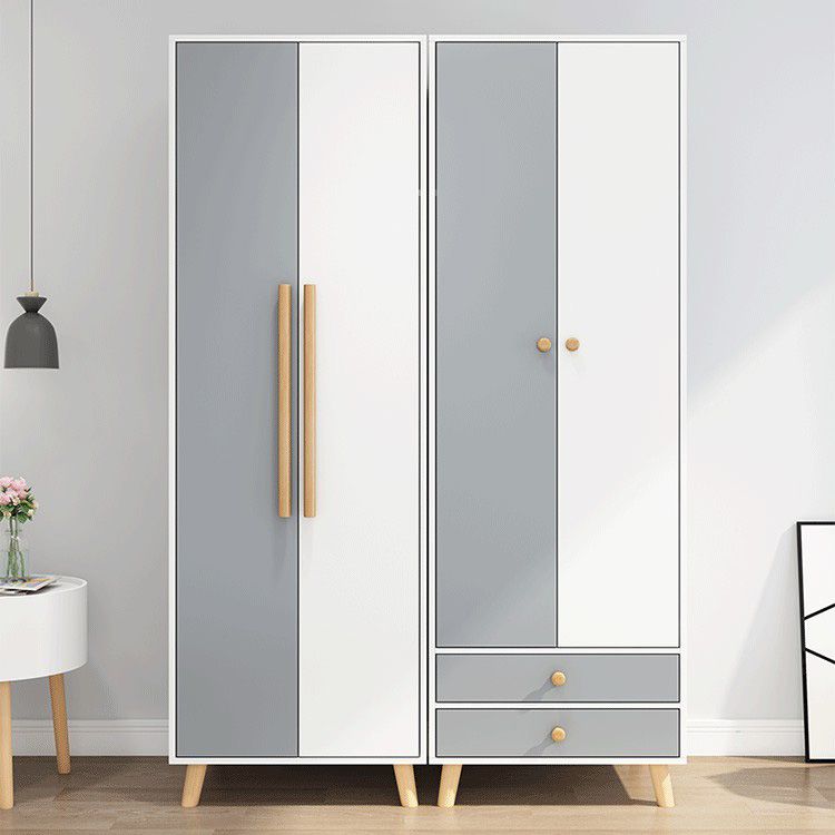 Contemporary Indoor Storage Cabinet Matte Finish Cabinet with Wooden Legs