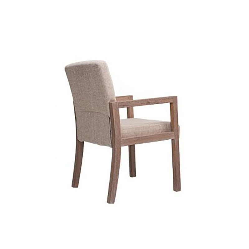 Silla de comedor con respaldo sólido tapizado en casa de granja con acabado mate