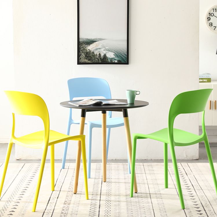 Sillas de comedor de plástico contemporáneas con respaldo abierto, silla lateral para uso en restaurantes