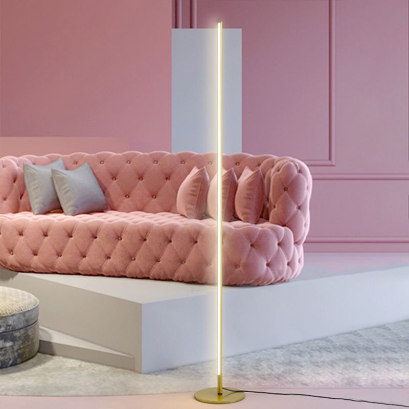Lampada in piedi lineare Minimalista LED Metallic Gold Luce per la camera da letto in luce calda/bianca