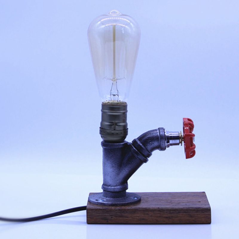 Metall Silber Finish Nacht Lampen-Wasserhahn-ähnlicher Tischleuchte im industriellen Stil mit Wasserventil-Deco