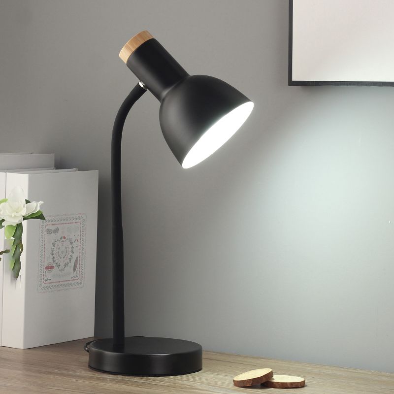 Lampada da tavolo a forma di campana in stile moderno Lampada da comodino in metallo a 1 luce