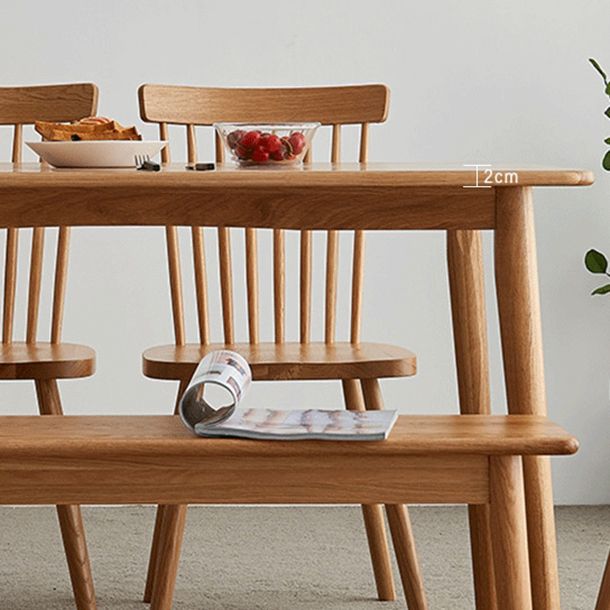 Moderne eiken houten tafel in de natuur rechthoekige eettafel met houten basis en 4 poten