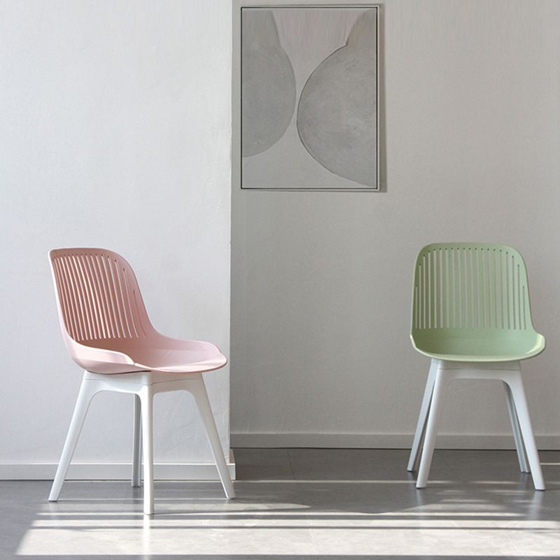Nordic Style Armless Side Chairs Plastic Chairs with Plastic Legs for Home Use