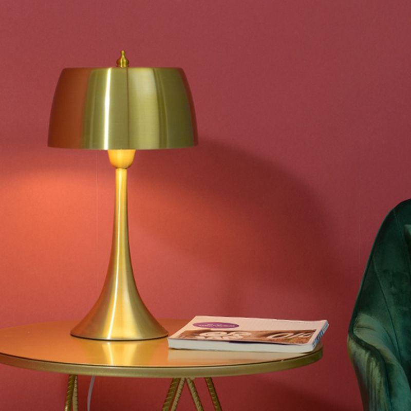 Lampada da comodino a tamburo, illuminazione postmoderna in metallo, 1 luce, oro, per camera da letto