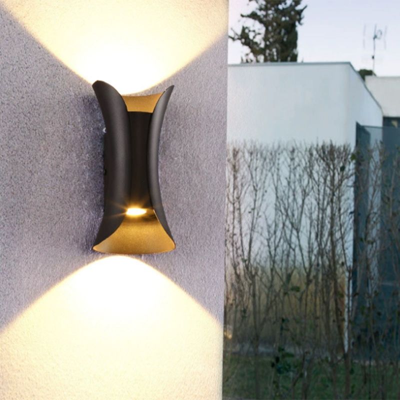 Sconce Light Fixture Minimalist Style Metal LED Wall Lighting Fixture
