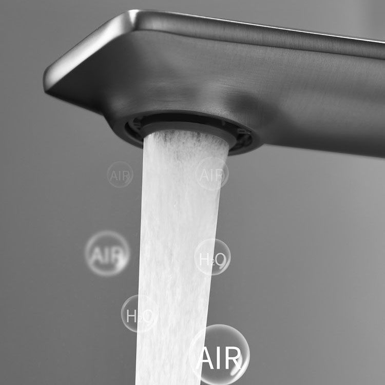 Traditional Wall Mounted Metal Tub Filler Low Arc Tub Faucet Trim