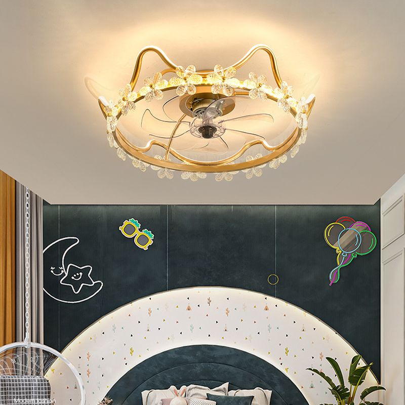 Crim Crown LED ventilateur léger des enfants Style Semi Flush Mount luminaire pour chambre à coucher