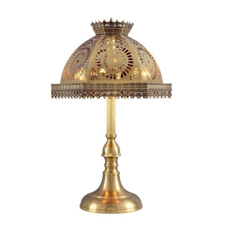 Lampada da tavolo a cupola in ottone Lampada da comodino da soggiorno in stile Art Deco metallizzato a 1 testa con design scavato