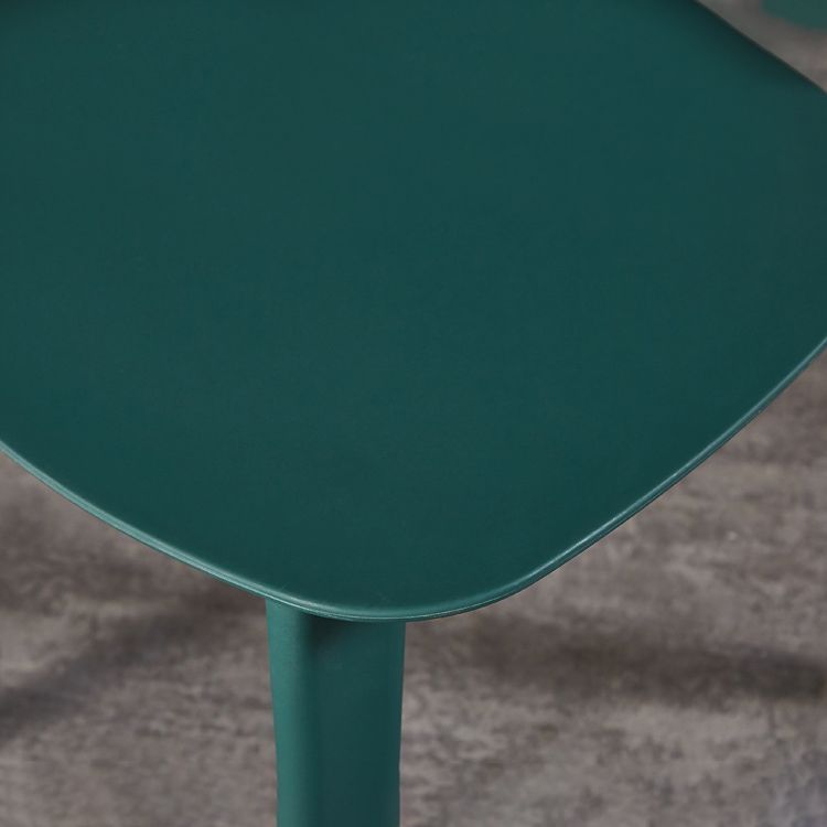 Cuisine moderne dinant la chaise latérale en plastique ouvrant la chaise latérale de salle à manger arrière