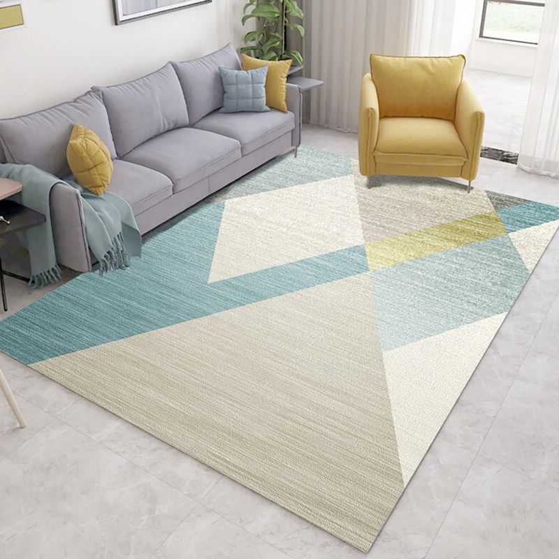 Creative Triangle Pattern Area Rug Trendy Modern Graphic Carpet Polyester Non-Slip Backing Carpet for Home Decoration