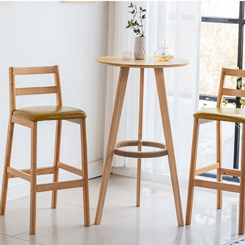 Comptoir et tabouret de bar en bois massif moderne Tabouret de bar à dossier bas avec pieds en bois